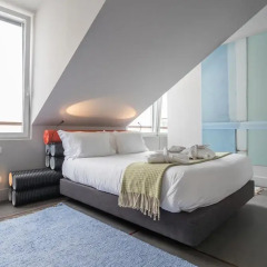 Отель Chiado Arty flats 4* Улучшенный люкс с различными типами кроватей фото 28