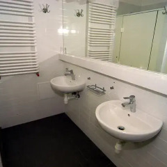 Hostel Chmielna 5 Стандартный номер с различными типами кроватей фото 7