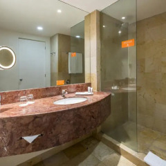 Отель Real Inn Perinorte 4* Номер Делюкс