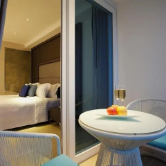 Centra by Centara Avenue Hotel Pattaya балкон