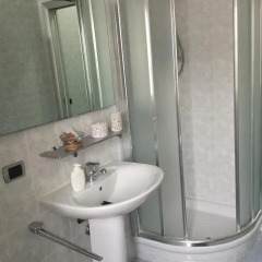 Отель Niguarda Bicocca Flat Италия, Милан - отзывы, цены и фото номеров - забронировать отель Niguarda Bicocca Flat онлайн ванная фото 2