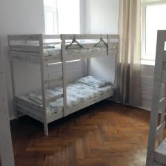Хостел BK Hostel Кровать в общем номере с двухъярусной кроватью фото 9