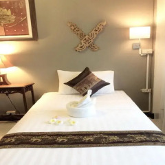 Naturbliss Bangkok Transit Hotel 3* Номер Делюкс фото 7