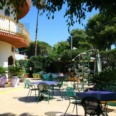 Отель Arenella Beach Rooms Аренелла питание