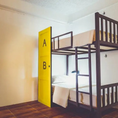 Peerada Hostel Бангкок детские мероприятия