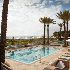 Отель Marriott Stanton South Beach бассейн