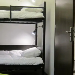 Отель Hostel Wratislavia Польша, Вроцлав - 1 отзыв об отеле, цены и фото номеров - забронировать отель Hostel Wratislavia онлайн сейф в номере