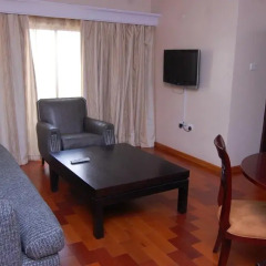 Owu Crown Hotel 4* Люкс с различными типами кроватей фото 3