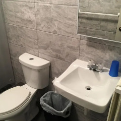 Отель Travelers Bed and Rest 1Bedroom ванная