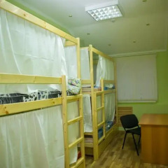 Hostel Ogurets Кровати в общем номере с двухъярусными кроватями фото 15
