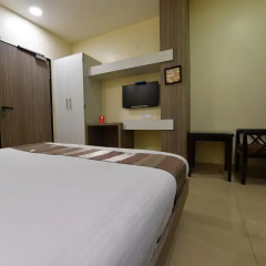 OYO 4155 Hotel The Sudesh комната для гостей фото 5