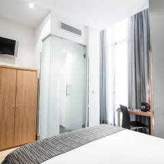 Отель Petit Palace Plaza del Carmen 4* Стандартный номер с различными типами кроватей фото 24