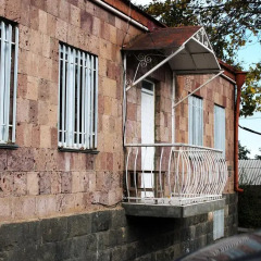Отель House in Tsaghkadzor балкон