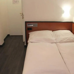 Отель Boutique 003 Koln am DOM 3* Стандартный номер с различными типами кроватей фото 8