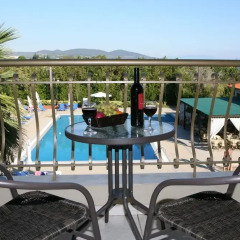 Отель Kalives Resort балкон