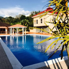 Отель Comayagua Golf Club бассейн