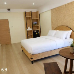 Отель Area 69 Don Muang Maison Бангкок комната для гостей фото 5