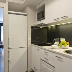 Отель Citadines Trocadéro Paris 3* Улучшенные апартаменты с различными типами кроватей фото 2