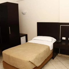 Hotel Nais Beach 3* Стандартный семейный номер с двуспальной кроватью фото 3