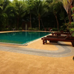 Отель Rawai Suites Phuket бассейн фото 2