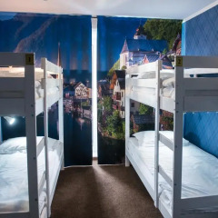 Hostel Green House Tyumen Кровать в общем номере с двухъярусной кроватью фото 6