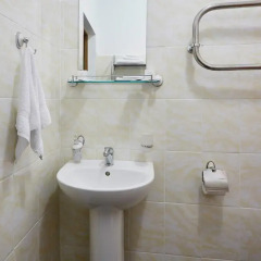 Гостиница "Каширская" Тюмень Центр 3* Улучшенная студия разные типы кроватей фото 8