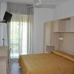 Hotel Plaza 3* Стандартный номер с двуспальной кроватью фото 12