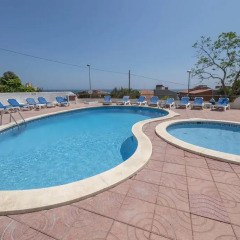Отель Apartaments AR Muntanya Mar Испания, Бланес - отзывы, цены и фото номеров - забронировать отель Apartaments AR Muntanya Mar онлайн бассейн фото 2
