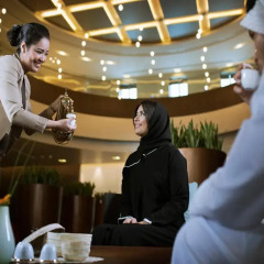 Отель Hili Rayhaan by Rotana ОАЭ, Эль-Айн - отзывы, цены и фото номеров - забронировать отель Hili Rayhaan by Rotana онлайн гостиничный бар