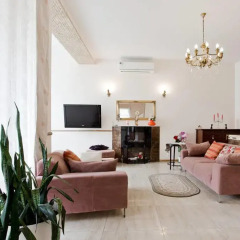 Гостиница LUX Private House near Arcadia комната для гостей фото 3