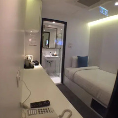 S Box Sukhumvit Hotel 3* Стандартный номер с различными типами кроватей фото 4