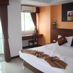 Green Harbor Patong Hotel 2* Стандартный номер