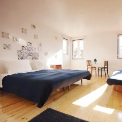 Отель Lisbon Story Guesthouse 3* Улучшенный номер с различными типами кроватей фото 2
