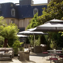Renaissance Paris Hotel Le Parc Trocadero бассейн