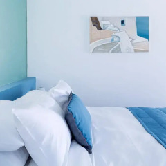 Отель Alti Santorini Suites Улучшенный люкс с различными типами кроватей