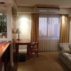 Отель Country Plaza в номере