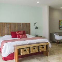 Koox Downtown Family Boutique Hotel 3* Люкс с различными типами кроватей фото 4