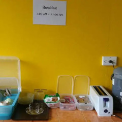 Lanta Long Beach Hostel в номере