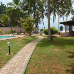 Отель Ocean View Cottage бассейн