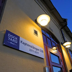 Dockyard Hotel 3* Стандартный семейный номер с двуспальной кроватью