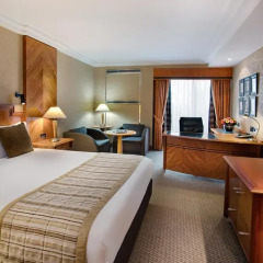 Отель Crowne Plaza London - Heathrow 4* Стандартный номер с различными типами кроватей фото 2