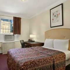 Отель Travelodge by Wyndham Downtown Chicago 2* Стандартный номер с различными типами кроватей фото 2