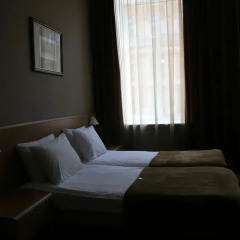 EgoEAST Mini Hotel комната для гостей фото 5