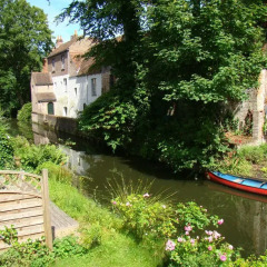 Отель Holiday Home Cozy House On The Canal фото 8