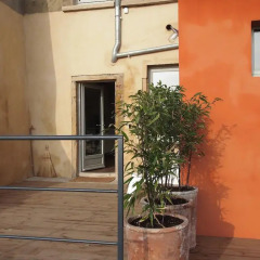 Отель Terrasse Privée du Vieux Lyon Франция, Лион - отзывы, цены и фото номеров - забронировать отель Terrasse Privée du Vieux Lyon онлайн интерьер отеля