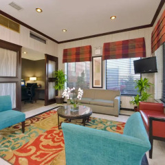 Отель Holiday Inn Express Kennedy Airport США, Нью-Йорк - 2 отзыва об отеле, цены и фото номеров - забронировать отель Holiday Inn Express Kennedy Airport онлайн комната для гостей фото 3