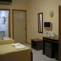 Relax Inn Hotel 3* Стандартный номер с различными типами кроватей