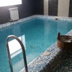 Гостиница Inn Vosmoe Nebo в Михайловске отзывы, цены и фото номеров - забронировать гостиницу Inn Vosmoe Nebo онлайн Михайловск бассейн фото 3