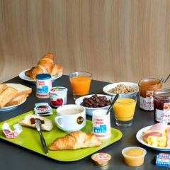 Отель B&B Hôtel Marseille Centre La Joliette Франция, Марсель - 2 отзыва об отеле, цены и фото номеров - забронировать отель B&B Hôtel Marseille Centre La Joliette онлайн в номере