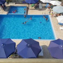 Hotel Onyx городской автобус